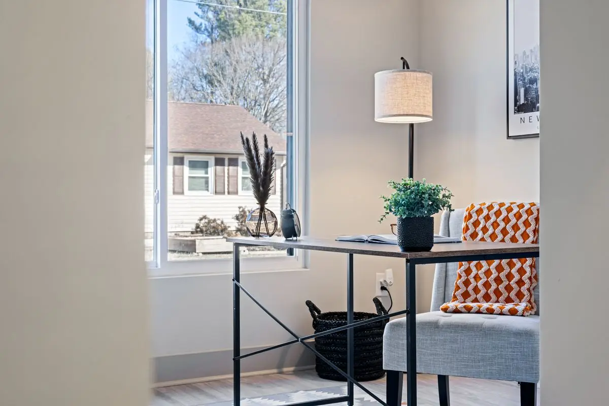 A clean, bright residential room. Murfreesboro.