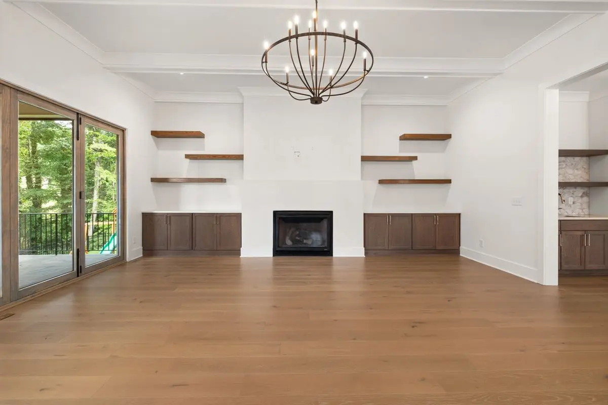A clean, bright residential room. Murfreesboro.